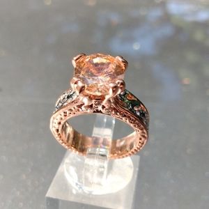 Rose gold fashion statement ring